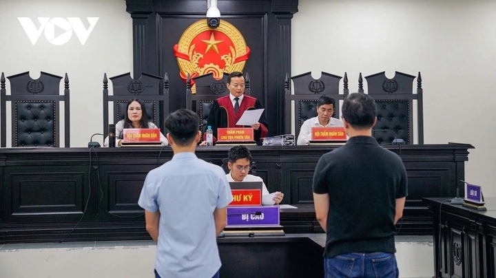 Các bị cáo tại phiên tòa.