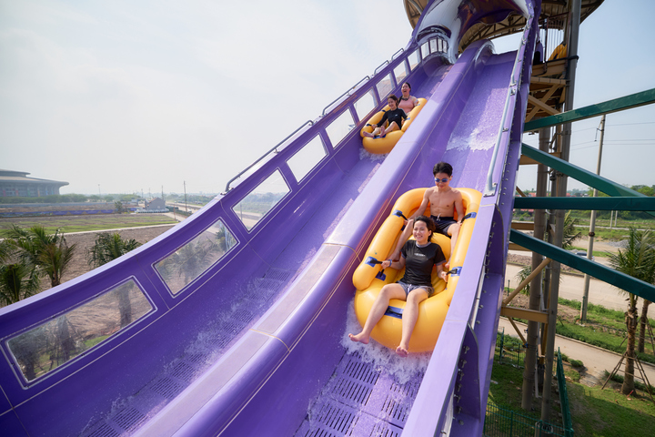 “Song làn siêu tốc” sẽ mang đến cho du khách cuộc đua đầy cảm xúc.