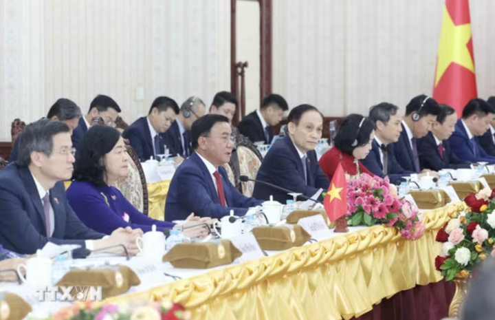 Thường trực Ban Bí thư Trần Cẩm Tú cùng đoàn đại biểu cấp cao Việt Nam tại hội kiến. (Ảnh: Phương Hoa/TTXVN)