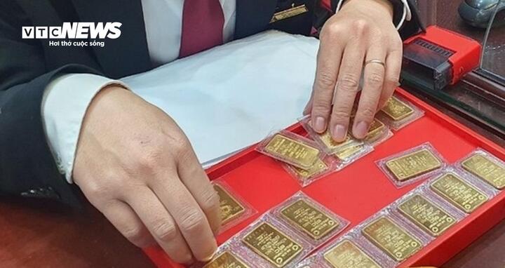 Giá vàng trong nước hôm nay giảm mạnh. (Ảnh: Minh Đức).