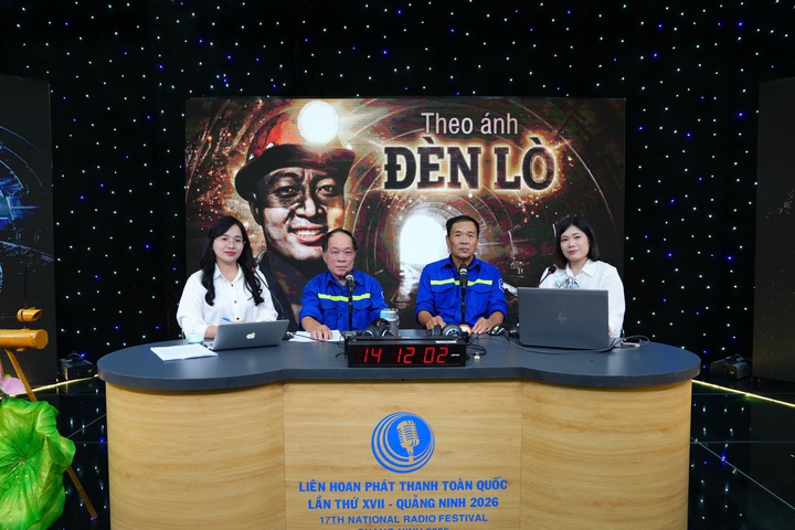 Chương trình "Theo ánh đèn lò" của Báo và PTTH Quảng Ninh.