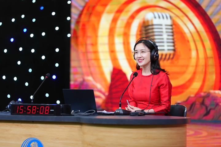 Các phóng viên, biên tập viên được thử thách trong từng phút lên sóng.