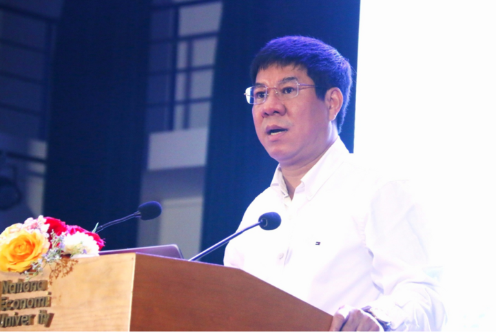 Ông Phạm Ngọc Thưởng, Thứ trưởng thường trực Bộ GD&ĐT phát biểu tại hội nghị. (Ảnh: Vietnamnet)