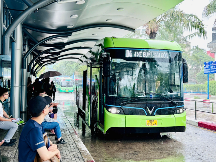 TP.HCM dự kiến thực hiện miễn vé xe buýt cho toàn bộ người dân từ tháng 5 tới.