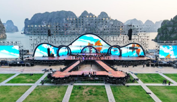 Chương trình nghệ thuật "Thanh âm Kỷ nguyên mới" khai mạc Liên hoan Phát thanh toàn quốc lần thứ XVII sẽ diễn ra tại Quảng trường 30/10, Quảng Ninh.