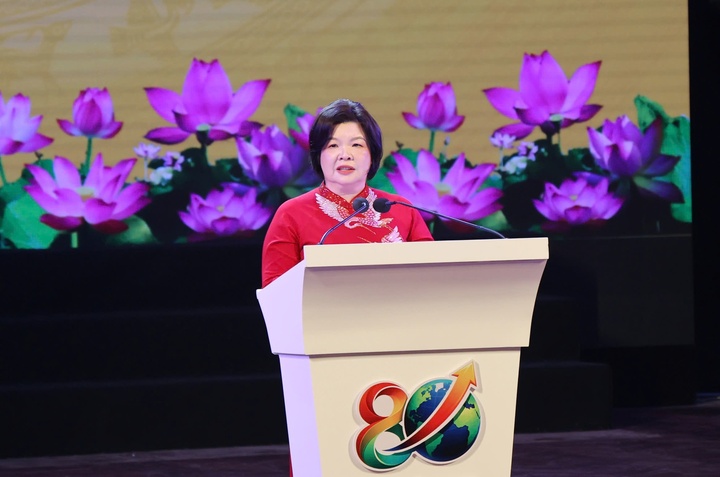 Bà Cao Xuân Thu Vân, Chủ tịch Liên minh HTX Việt Nam chia sẻ về quyết tâm của các HTX.