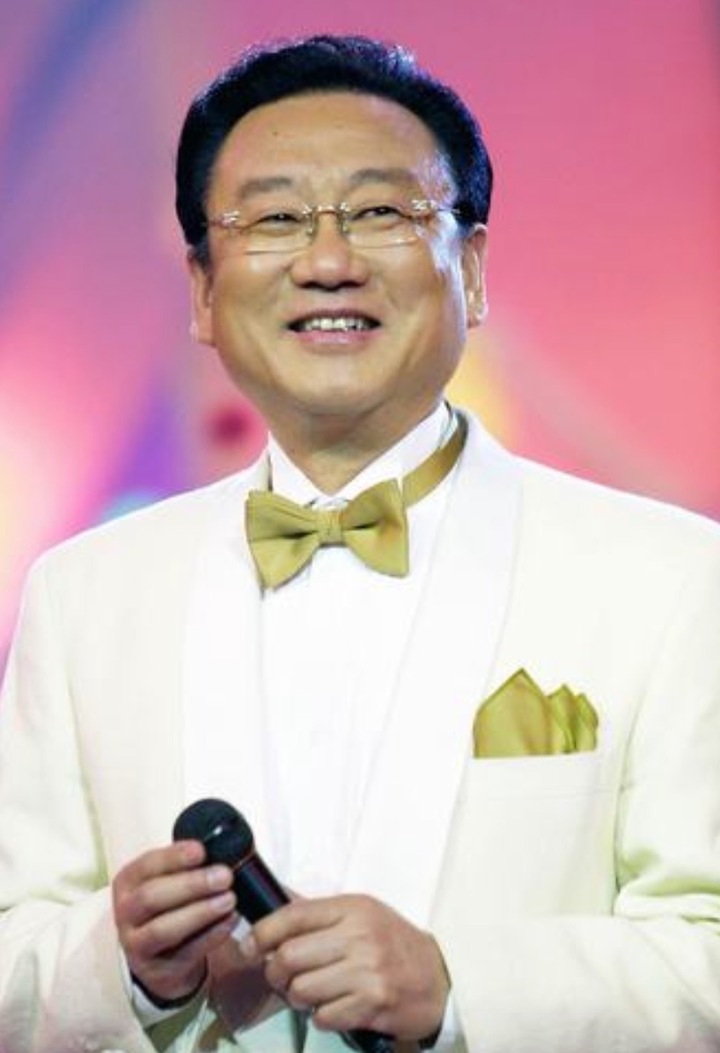 Tưởng Đại Vy có sự nghiệp âm nhạc lừng lẫy.