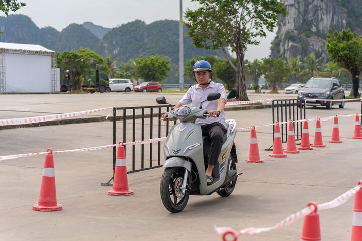 Lý do xe máy điện VinFast chinh phục người dùng Việt: Bền bỉ, hậu mãi 5 sao - 1