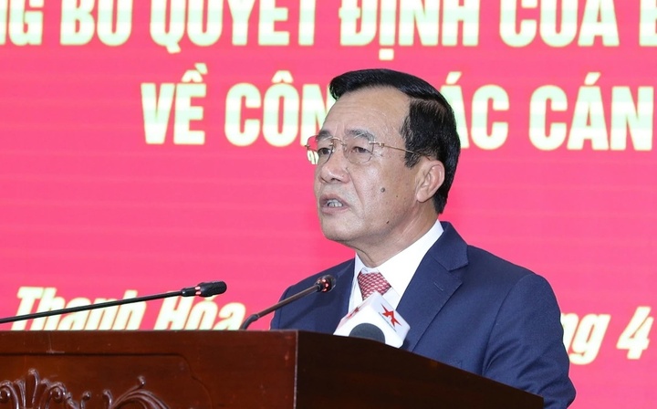 Tân Bí thư Tỉnh uỷ Thanh Hoá phát biểu nhận nhiệm vụ.