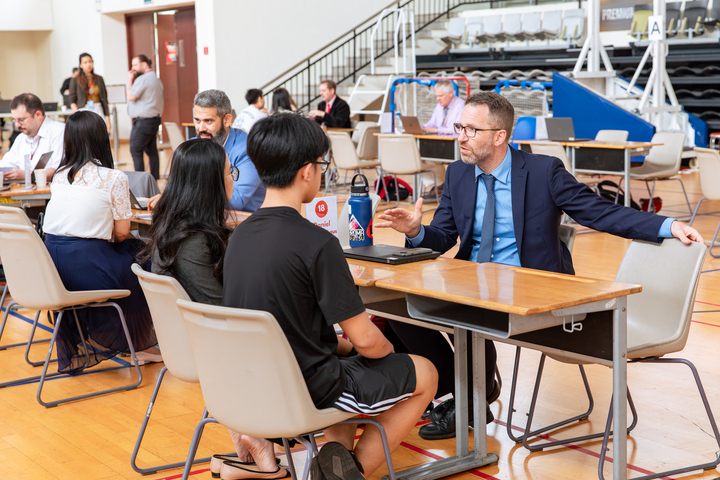 Thông qua báo cáo năng lực cá nhân, mỗi học sinh được hỗ trợ định hướng lộ trình học tập phù hợp với khả năng và mục tiêu phát triển.