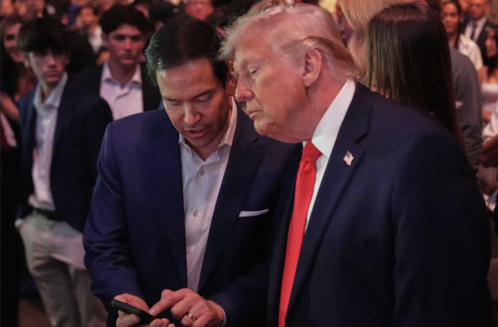 Trận đấu diễn ra trước sự chứng kiến của Tổng thống Mỹ Donald Trump. (Nguồn: The Guardian)