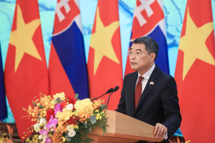 Thủ tướng Lê Minh Hưng.