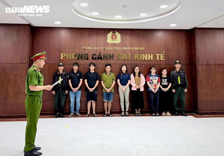 Các bị can trong đường dây bị bắt. (Ảnh: Công an cung cấp)