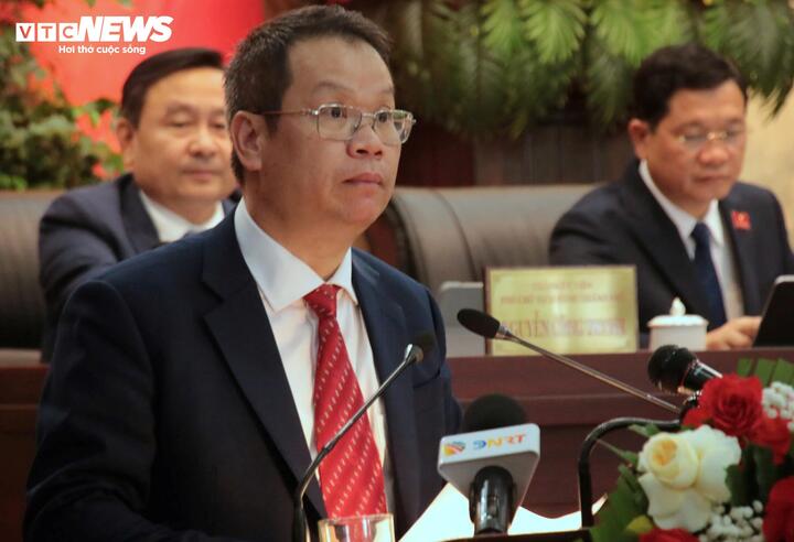 Ông Nguyễn Mạnh Hùng được bầu giữ chức Chủ tịch UBND TP Đà Nẵng.