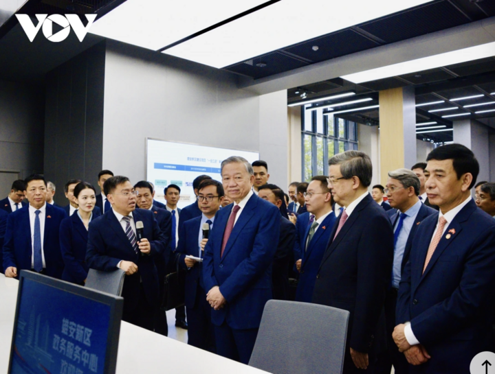 Bí thư Tỉnh ủy Hà Bắc Nghê Nhạc Phong tháp tùng Tổng Bí thư, Chủ tịch nước Tô Lâm khảo sát thực địa, giới thiệu quy hoạch tổng thể khu khởi động và trao đổi kinh nghiệm xây dựng khu mới Hùng An.