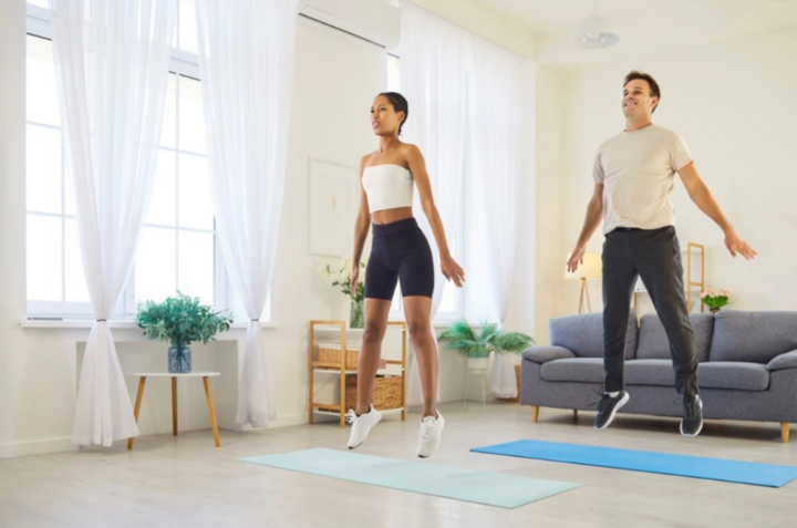 Người tham gia chương trình ghi nhận mức giảm khoảng 2,2% mỡ cơ thể, đồng thời khối lượng cơ bắp cũng có sự thay đổi tích cực (Ảnh: TVBS)