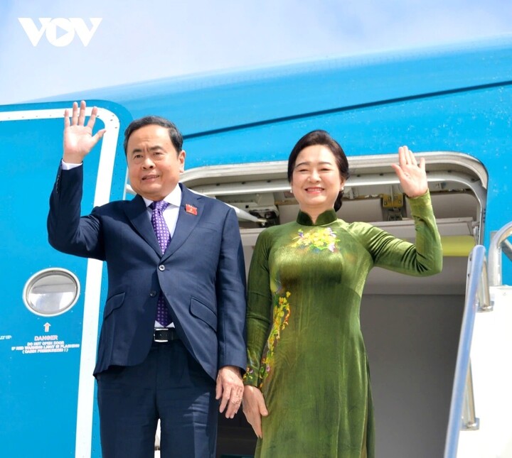 Chủ tịch Quốc hội Trần Thanh Mẫn và Phu nhân Nguyễn Thị Thanh Nga đến thành phố Istanbul, Thổ Nhĩ Kỳ.