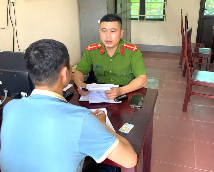 Công an xã Diễn Châu mời V.V.H đến làm việc