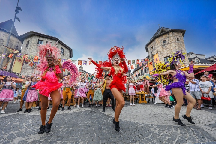 Đại tiệc đa giác quan với ẩm thực và bia, mang đến niềm vui bất tận.