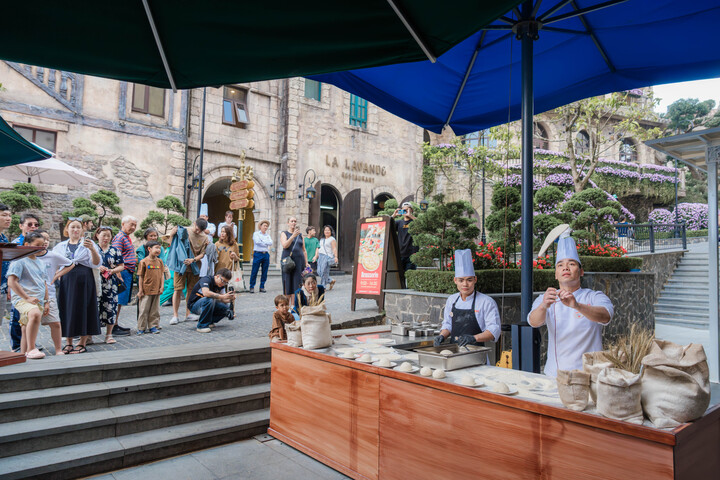 Những màn trình diễn kỹ năng độc đáo lần đầu ra mắt tại Lễ hội Mặt Trời.