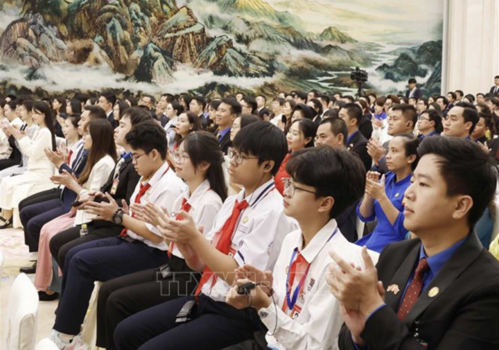 Tổng Bí thư, Chủ tịch nước Việt Nam - Trung Quốc gặp gỡ thanh niên hai nước - 6