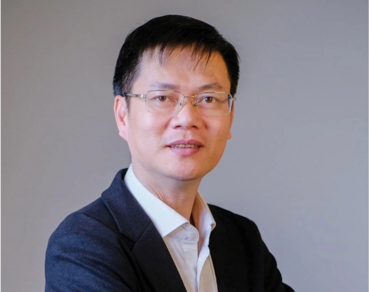 GS.TS Phạm Văn Hùng vừa được bổ nhiệm chức Phó Hiệu trưởng Trường Đại học Quốc tế.