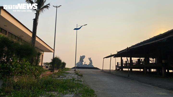 Quy mô dự án gồm hạng mục chính: Cảng du lịch Cửa Việt và 3 bãi tắm (Cửa Việt, cộng đồng Trung Giang, cộng đồng Gio Hải), nhà điều hành, hàng quán, hệ thống điện, nước…