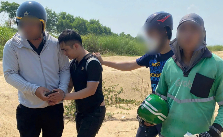 Phan Văn Tân bị công an bắt giữ chỉ sau vài giờ gây án. (Ảnh: C.A)