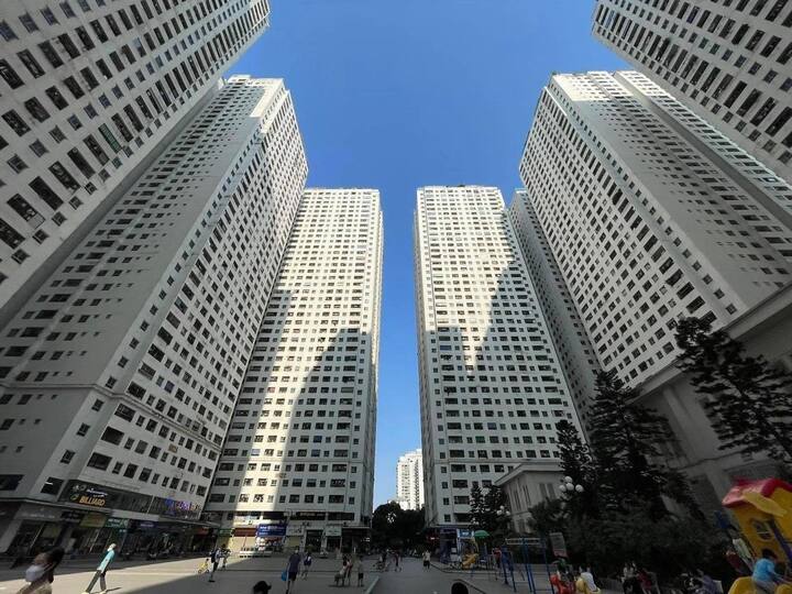 Người dân ở tại 10.000 căn hộ HH Linh Đàm được lấy ý kiến chọn trả nhà lấy lại tiền hoặc đổi nhà mới.