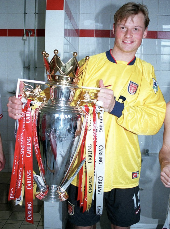 Alex Manninger từng là thủ môn của Arsenal và Liverpool. (Nguồn: Daily Mail)