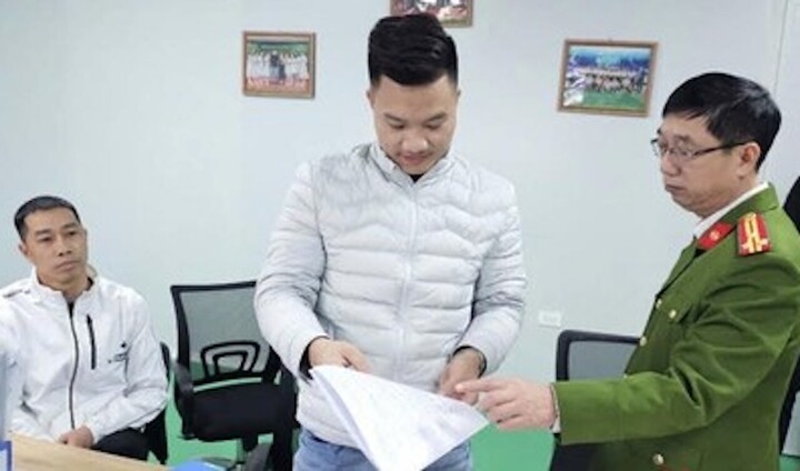 Đối tượng Nguyễn Thành Luân tại cơ quan công an.