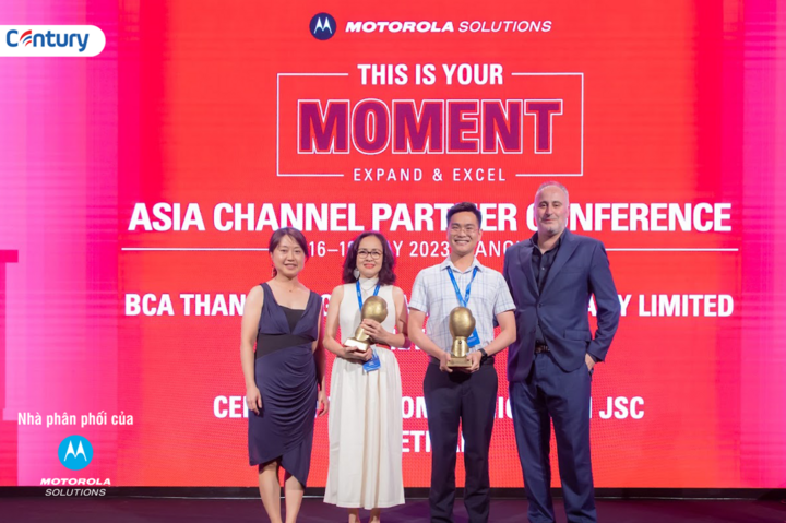 Viễn Thông Thế Kỷ vinh hạnh nhận giải thưởng “Top 1 Về Giải Pháp Bộ Đàm Chuyên Dụng Và Thương Mại Của khu vực APAC Năm 2022”