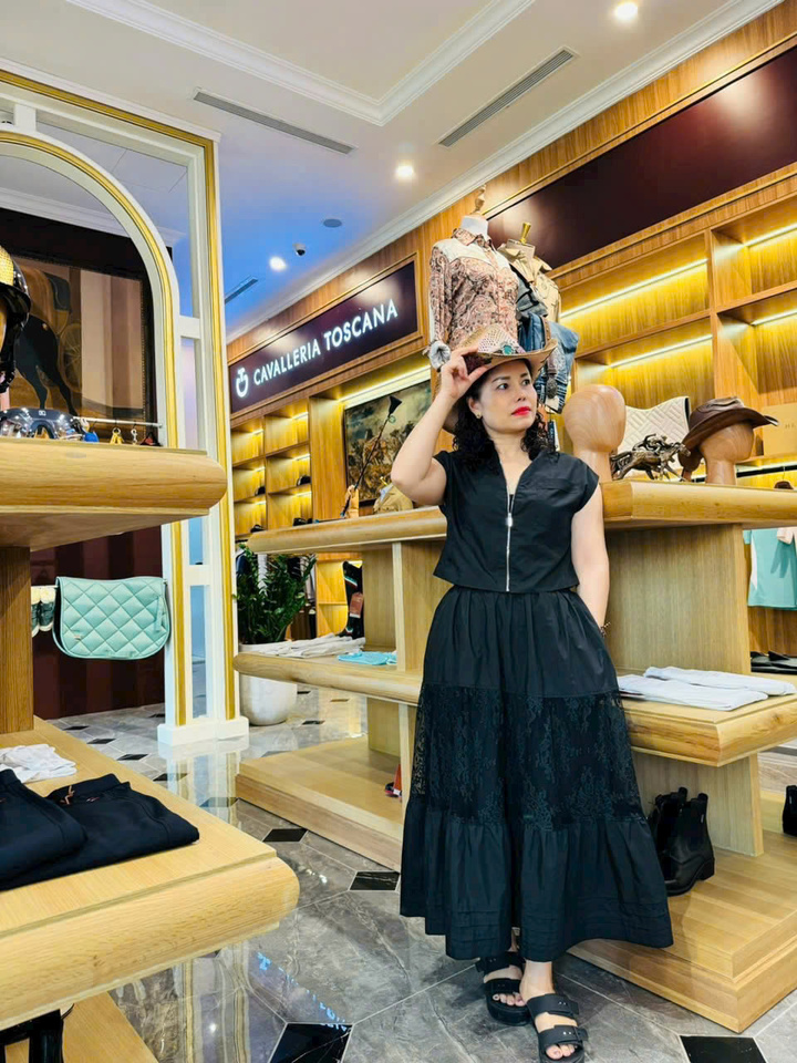 Chị Phượng là một trong những cư dân đầu tiên an cư tại Thành phố Đảo Hoàng Gia.