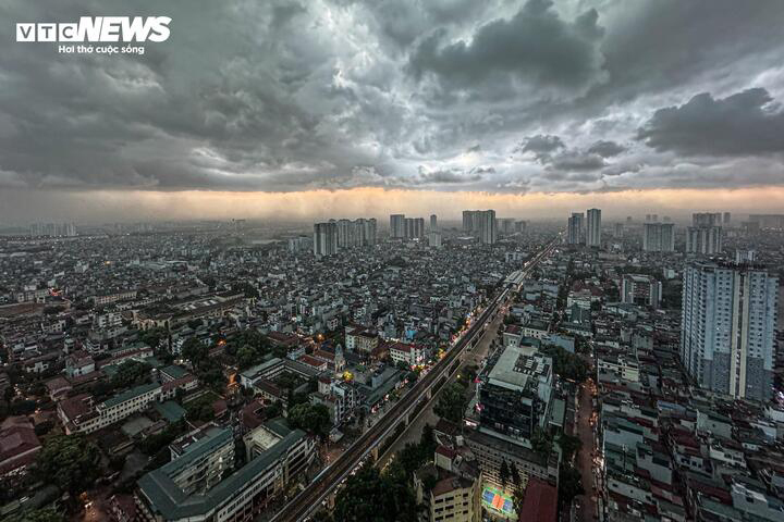 Ngày 18/4, miền Bắc có thể xuất hiện mưa rào và dông vài nơi lúc chiều tối, đêm. (Ảnh minh hoạ)