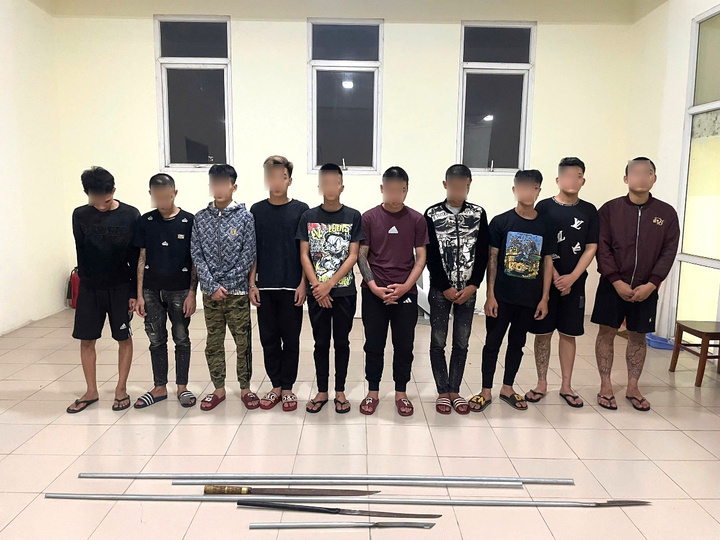 Khởi tố nhóm thanh niên đuổi đánh nhau trên đường, khiến 3 người thương vong - 1