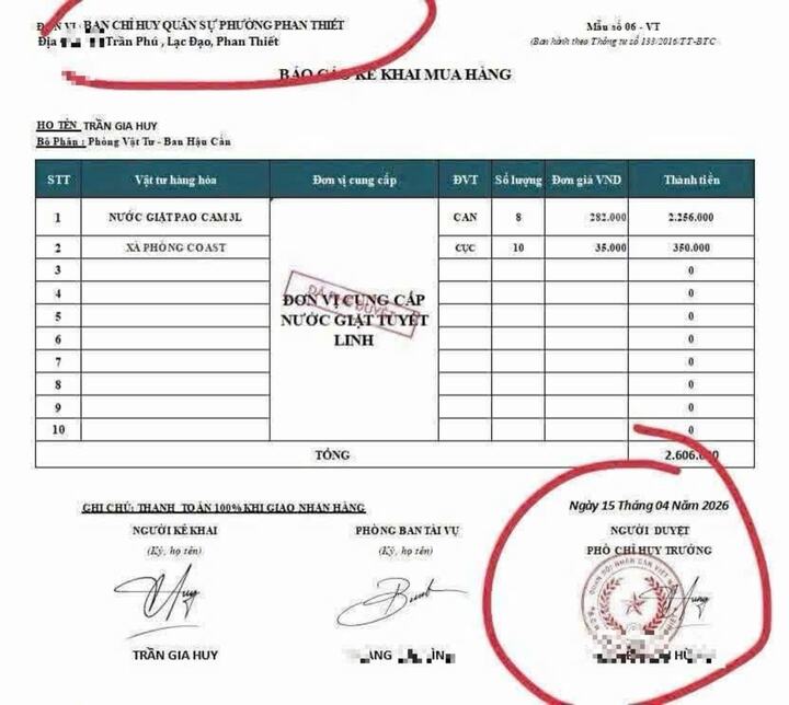 Thông tin và con dấu giả mà đối tượng sử dụng để tạo lòng tin nhằm thực hiện hành vi lừa đảo.