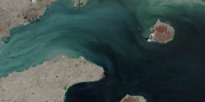 Ảnh vệ tinh chụp eo biển Hormuz ngày 2/4/2026. Nguồn: EU/SENTINEL-2/Reuters