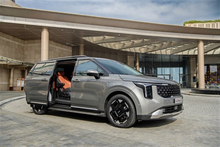 Những mẫu xe MPV phù hợp chở gia đình đông người - 4