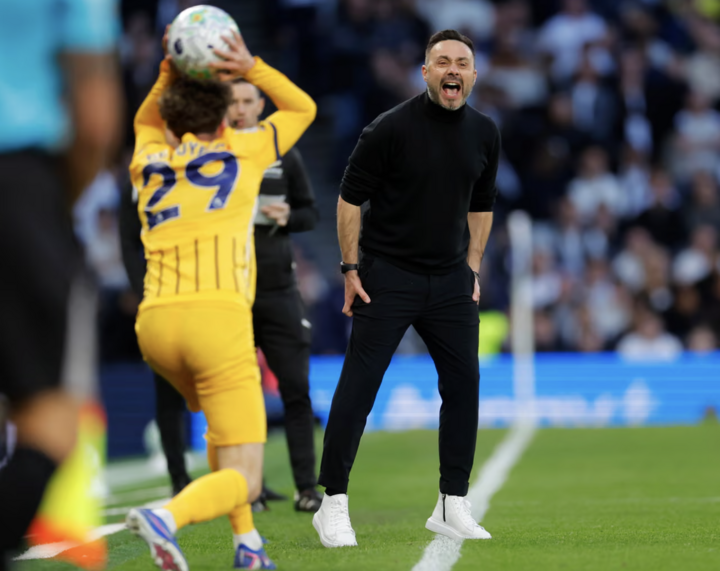 HLV De Zerbi tin rằng Tottenham hoàn toàn có thể thắng cả năm trận còn lại của mùa giải. (Nguồn: The Guardian)