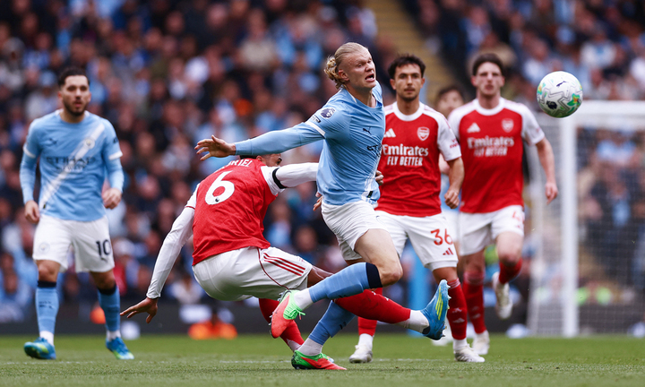 Man City kiểm soát tốt hơn Arsenal. (Ảnh: Reuters)