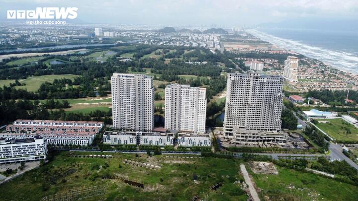 Theo Sở NN&MT Đà Nẵng, việc xác định lại giá đất là bước then chốt nhằm hoàn thiện nghĩa vụ tài chính của dự án đối với ngân sách nhà nước. Sau đó, các thủ tục pháp lý tiếp theo về đất đai sẽ được hướng dẫn để dự án có thể tiếp tục triển khai.