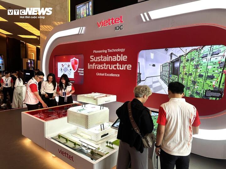 Hạ tầng trung tâm dữ liệu cho AI đòi hỏi nguồn điện lớn hơn nhiều lần và hệ thống làm mát tiên tiến so với thông thường. (Ảnh: Mạnh Hùng)