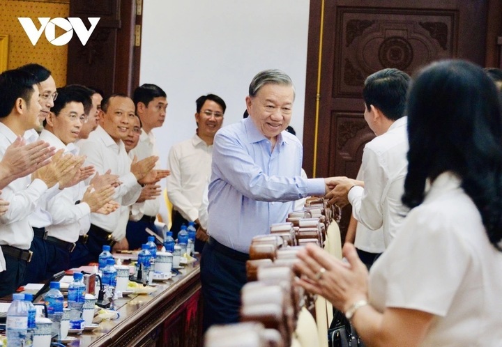 Tổng Bí thư, Chủ tịch nước Tô Lâm chủ trì buổi làm việc với Ban Thường vụ Tỉnh ủy Hà Tĩnh.