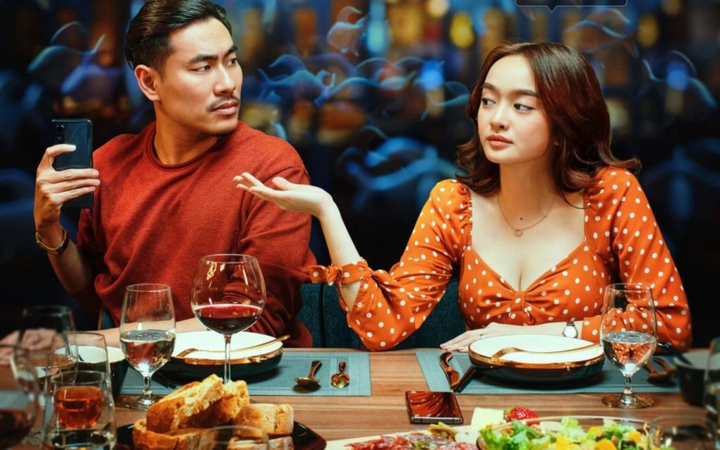 Kiều Minh Tuấn tái hợp Kaity Nguyễn trong "Tiệc trăng máu"