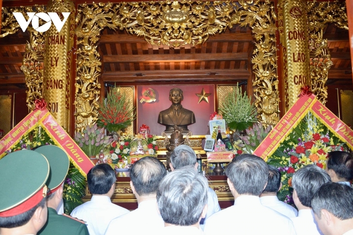 Tổng Bí thư, Chủ tịch nước Tô Lâm và đoàn công tác Trung ương tưởng nhớ, tri ân sâu sắc Tổng Bí thư Hà Huy Tập.