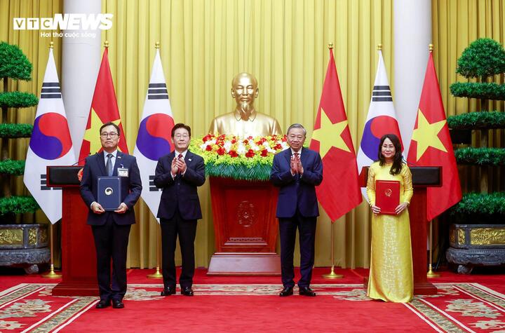 Hai bên cũng thúc đẩy hợp tác về năng lượng, hạ tầng điện lực, an ninh nguồn nước, nông nghiệp và kiểm dịch động vật.