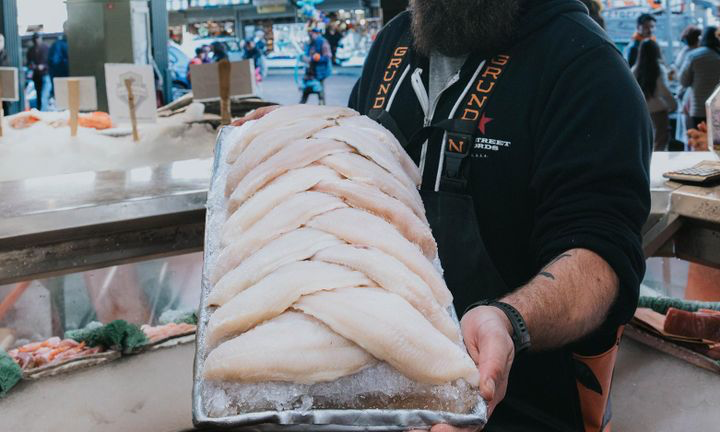 Văn hóa tiêu dùng nhanh thúc đẩy các miếng cá không xương thống trị thị trường. (Ảnh: Grund)