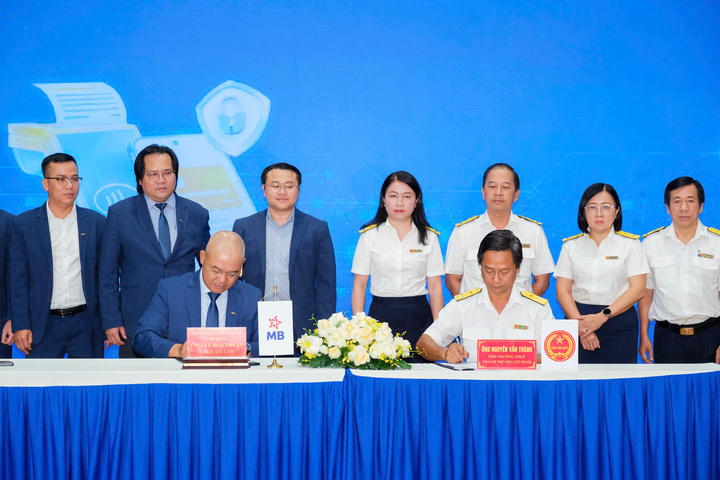 MB phối hợp cùng thuế TP.HCM ra mắt giải pháp số toàn diện cho hộ kinh doanh - 2