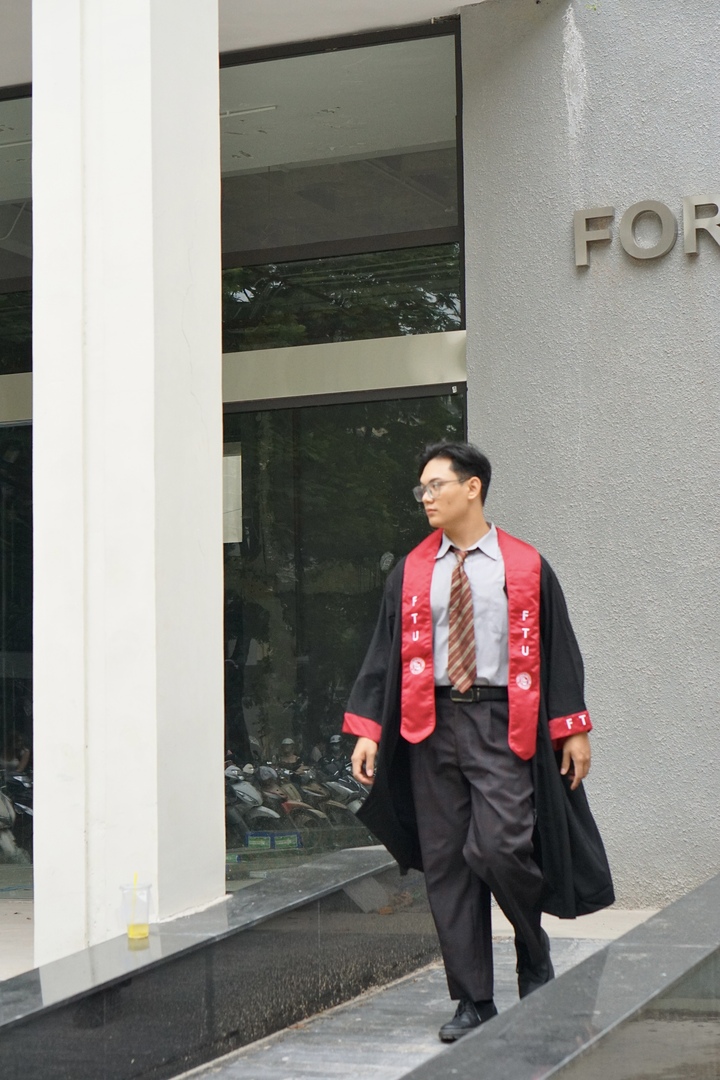 “Tôi luôn cố gắng xem mỗi cuộc thi hay dự án như một cơ hội để học thêm điều mới”, Long chia sẻ.