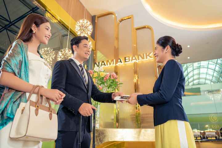 Chủ thẻ Happy Golf nhận ngay đặc quyền ưu đãi cùng người thân sử dụng miễn phí phòng chờ Nam A Bank Premier Lounge.